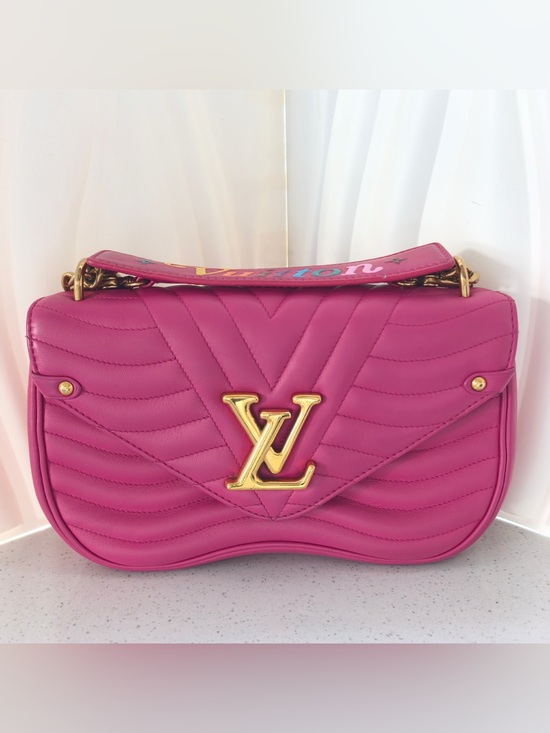 Louis Vuitton Handbags - Louis Vuitton New Wave Chain bag MM Hot Pink Quilted Shoulder Bag